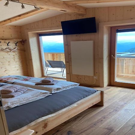 New Holiday Home On The Alm With Terrace And Balcony Zellberg Εξωτερικό φωτογραφία